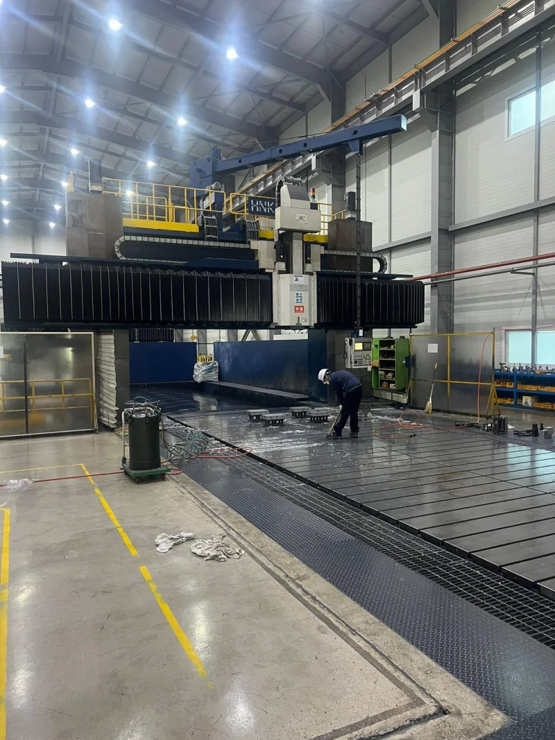 HNK DOUBLE COLUMN 10250MM X 6400MM