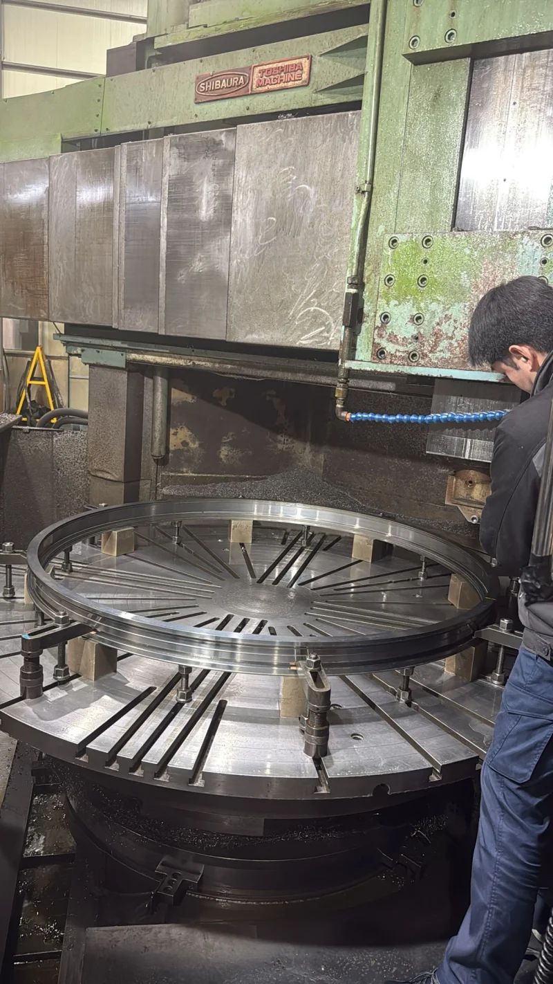 TOSHIBHACSHIBAURU CNC VTL 1600MM C AXIS WITH MILLING