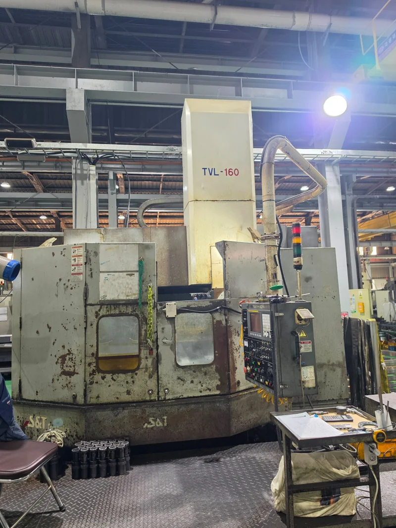 CNC VTL 1600mm chuck