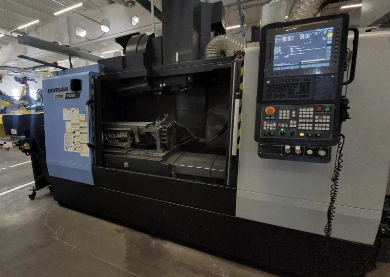 DOOSAN CNC vertical machining center